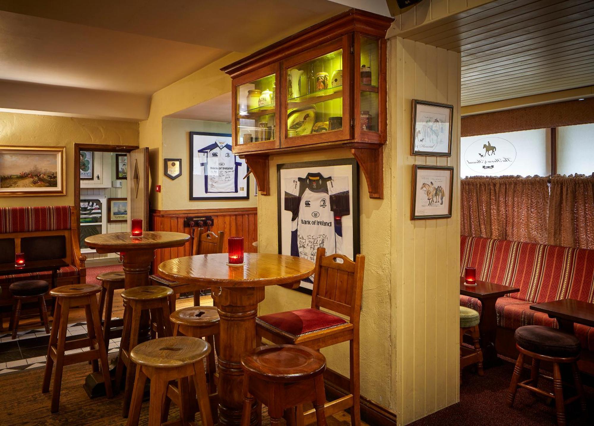 Horse & Hound Hotel Delgany Exterior photo