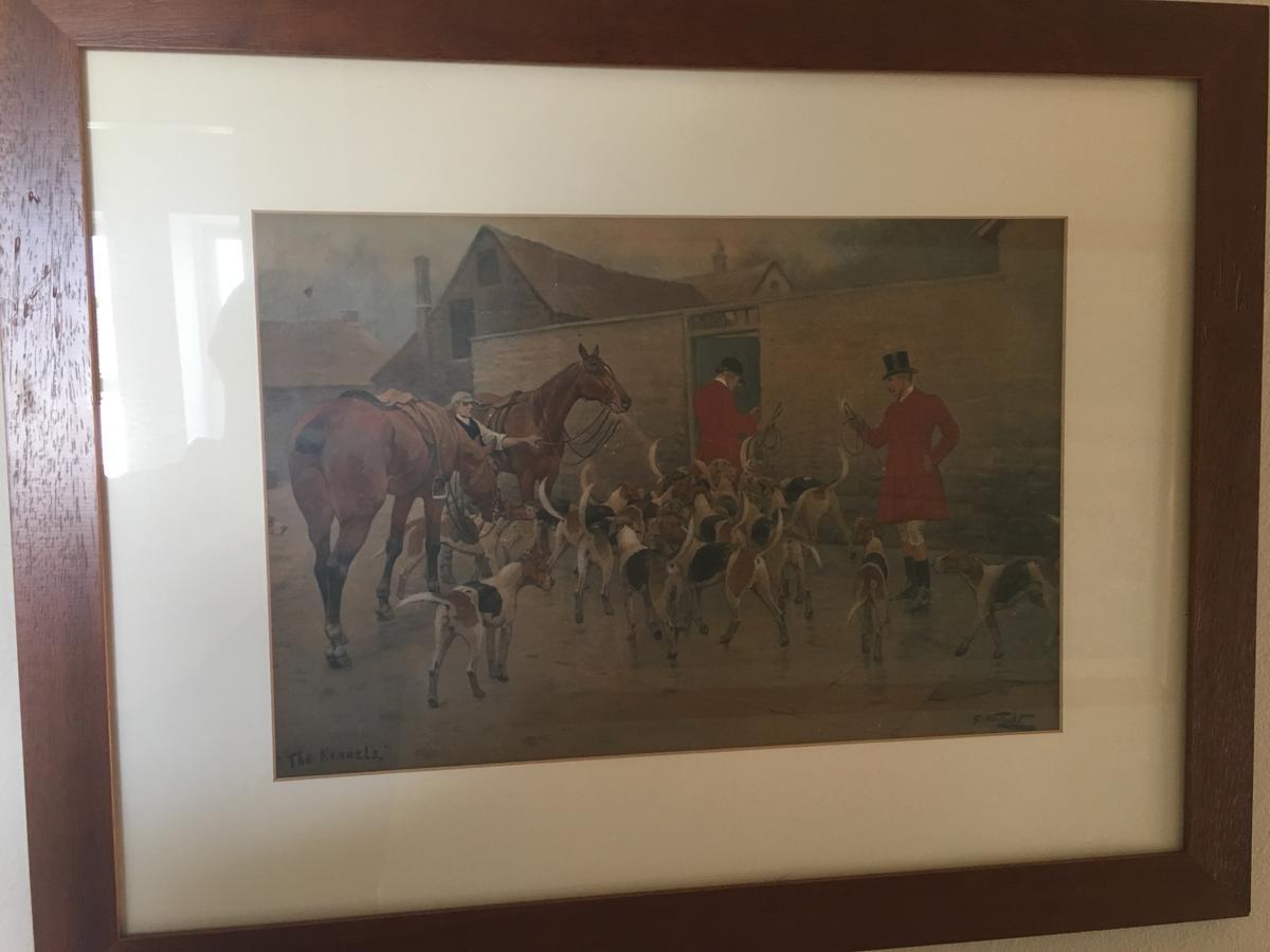 Horse & Hound Hotel Delgany Exterior photo
